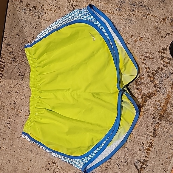Nike Womens DriFit Running Shorts - Picture 1 of 4